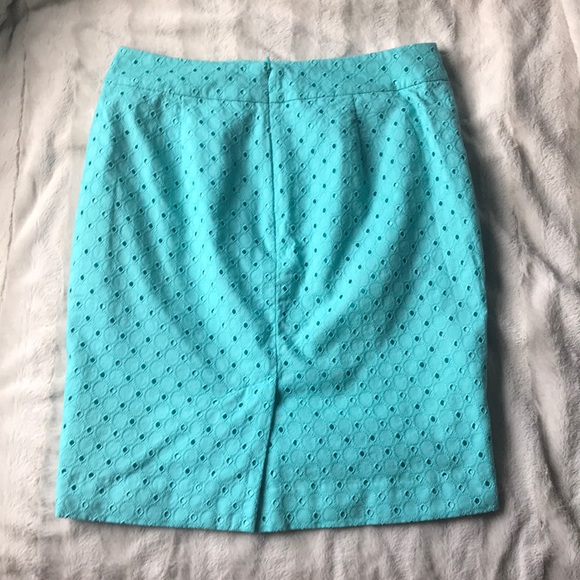 Ann Taylor eyelet pencil skirt - Picture 4 of 4
